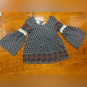 Boho Hippie Flowy Top with Macrame Embroider